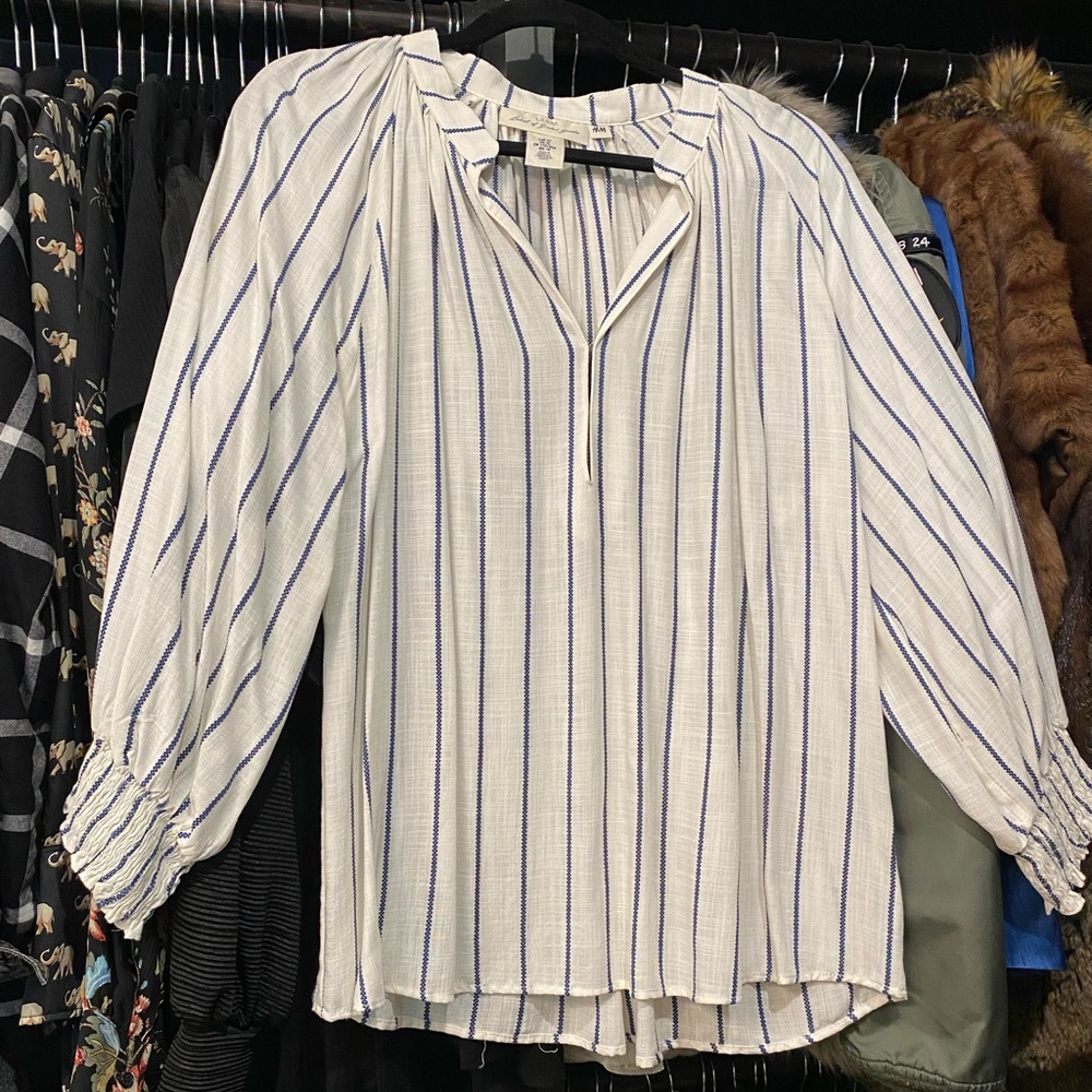 Womens H&M blouse M Medium white and blue stripe balloon sleeve